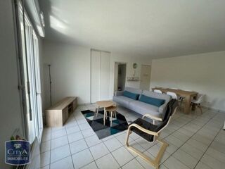  Appartement à louer 3 pièces 56 m²