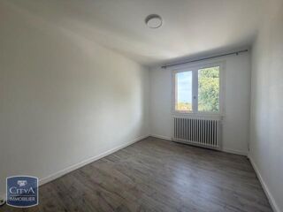  Maison à louer 5 pièces 134 m²
