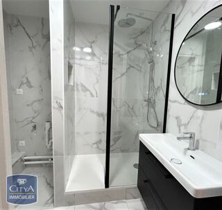  Appartement à louer 2 pièces 46 m²