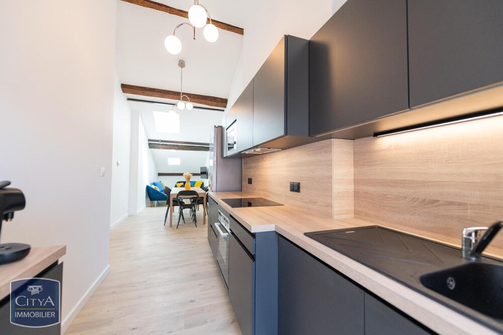 location Appartement - 5 pièce(s) - 85 m² Lyon 6