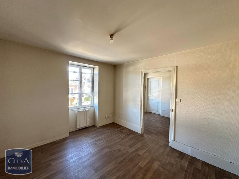 À LOUER - Charmant appartement 2 pièces avec garage à Mâ....