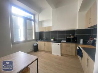  Appartement à louer 6 pièces 177 m² Castres