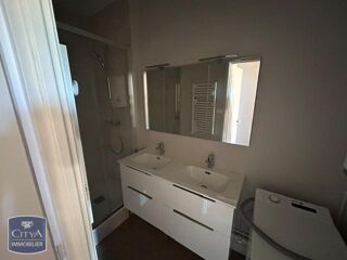  Appartement à louer 4 pièces 63 m²