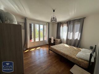  Appartement à louer 4 pièces 95 m²