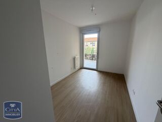  Appartement à louer 3 pièces 67 m²
