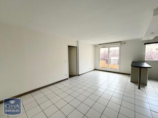 location Appartement - 2 pièce(s) - 56 m² Rouen (76100)
