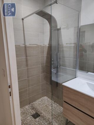 location Appartement - 2 pièce(s) - 62 m² Saint-Étienne (42000)