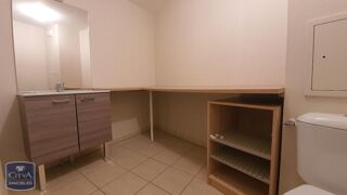 Appartement à louer 3 pièces 68 m²