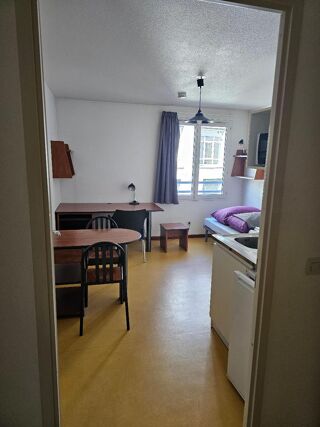  Appartement à louer 1 pièce 19 m²