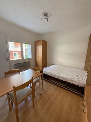  Appartement à louer 1 pièce 17 m²