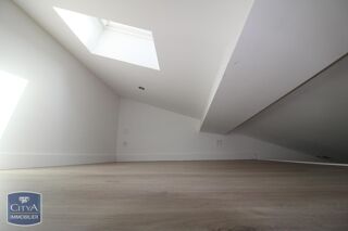 Appartement à louer 1 pièce 33 m²
