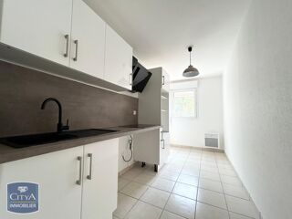  Appartement à louer 3 pièces 70 m²
