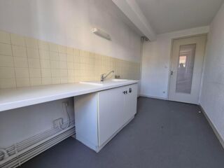  Appartement à louer 2 pièces 58 m²
