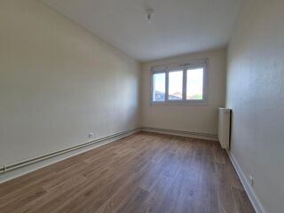  Appartement � louer 3 pi�ces 78 m�