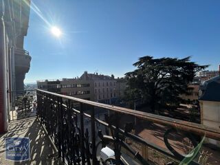  Appartement � louer 5 pi�ces 160 m�