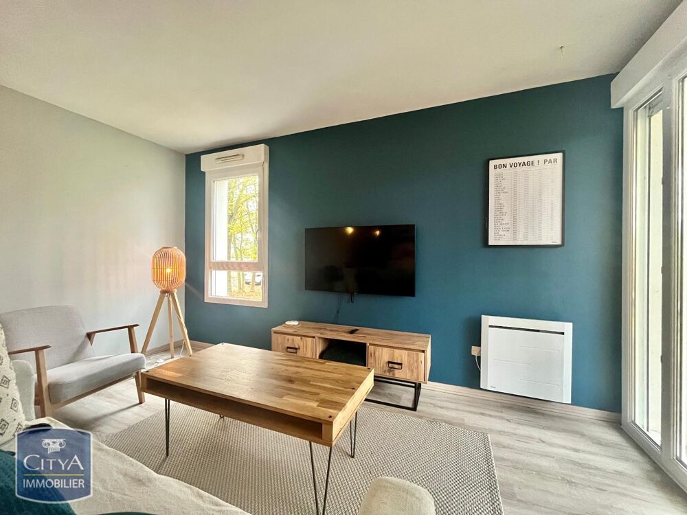 À LOUER : Appartement rénové T2 situé à Tours, dans le q....