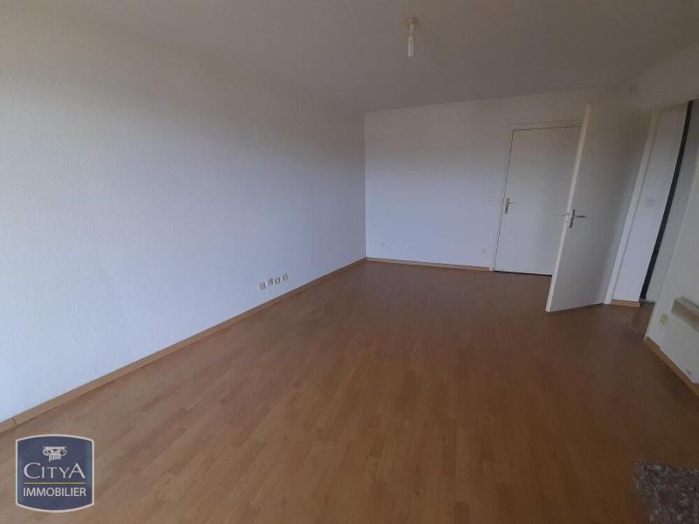 À LOUER : Appartement T2 à Bagnères-de-Bigorre, situé da....