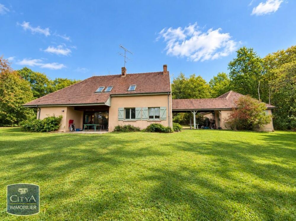 location Maison - 6 pièce(s) - 199 m² Clairefontaine-en-Yvelines (78120)