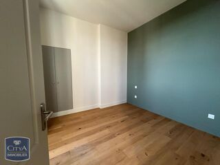  Appartement à louer 3 pièces 75 m²
