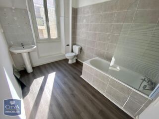  Appartement à louer 2 pièces 42 m²
