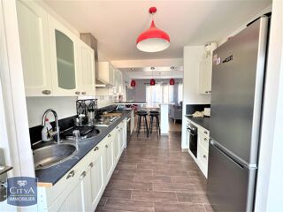  Appartement à louer 4 pièces 78 m²