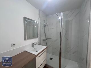  Appartement à louer 2 pièces 27 m²