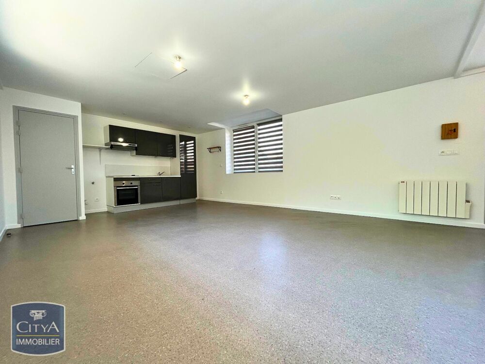 location Appartement - 3 pièce(s) - 76 m² Hautmont (59330)