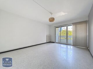  Appartement à louer 4 pièces 73 m²