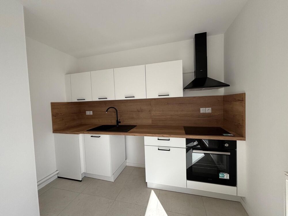 location Appartement - 3 pièce(s) - 66 m² Saint-Cyr-sur-Loire (37540)