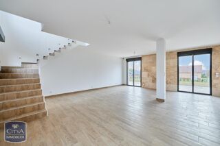 Maison à louer 4 pièces 108 m²