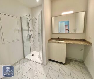 Appartement à louer 1 pièce 29 m²