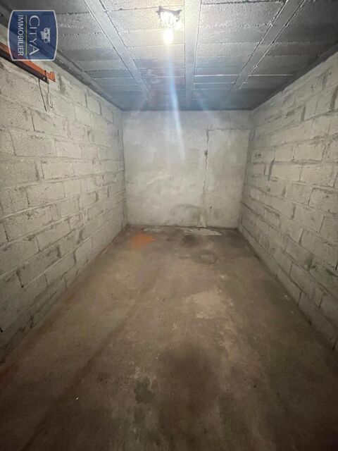  Parking / Garage  louer 12 m