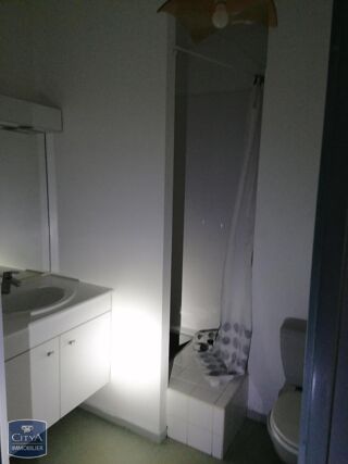  Appartement à louer 1 pièce 23 m²