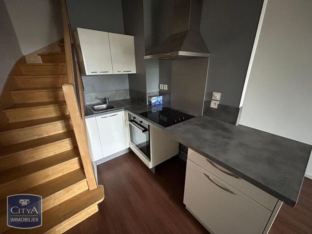 location Appartement - 2 pièce(s) - 37 m² Montpeyroux (63114)