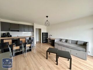  Appartement à louer 1 pièce 32 m²