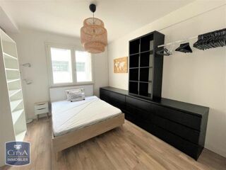 Appartement à louer 3 pièces 67 m²