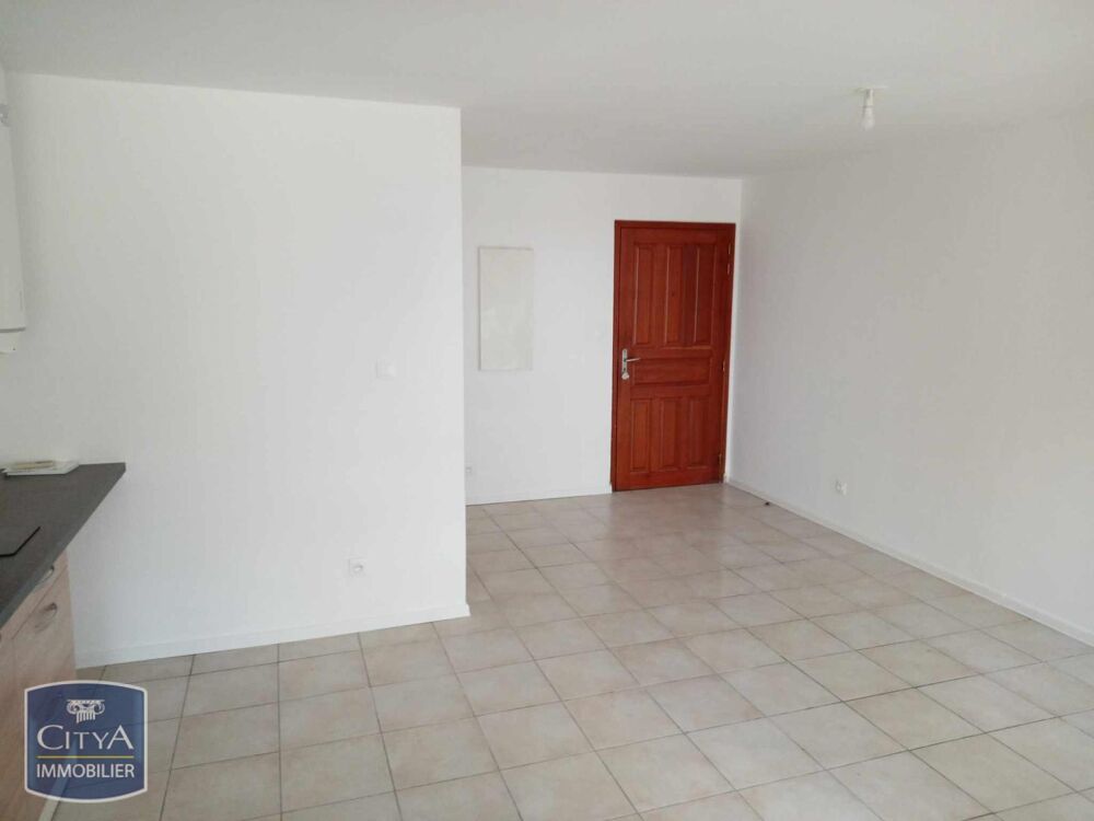 location Appartement - 1 pièce(s) - 32 m² Le Tampon (97430)