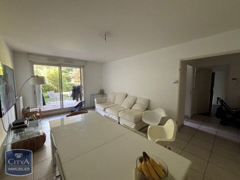   Location Appartement Appartement - 3 pièce(s) - 64 m²