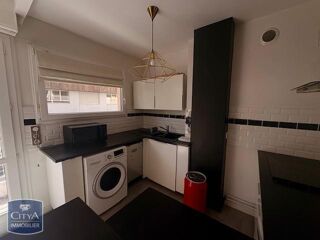  Appartement à louer 1 pièce 33 m²