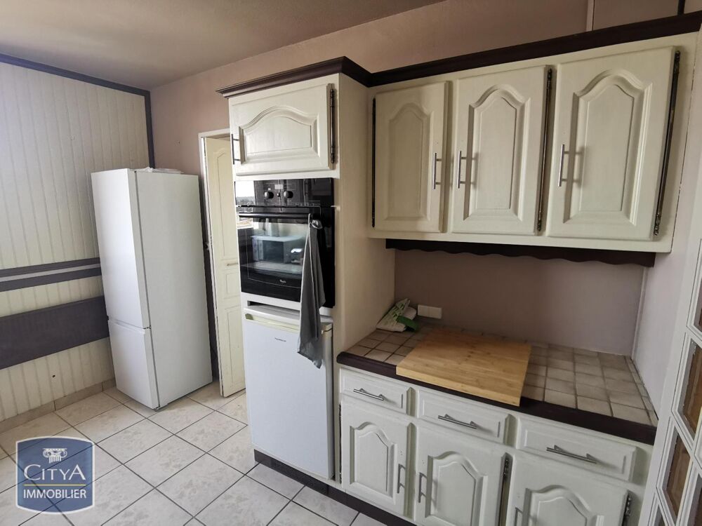 A LOUER - APPARTEMENT T4 MEUBLE ( COLOCATION A LA CHAMBR....
