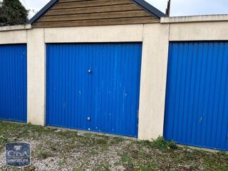  Parking / Garage � louer 