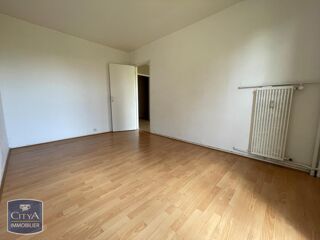 location Appartement - 2 pièce(s) - 50 m² Blois (41000)