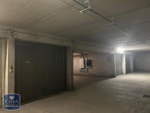  Parking / Garage  louer 12 m