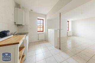  Appartement à louer 2 pièces 45 m²