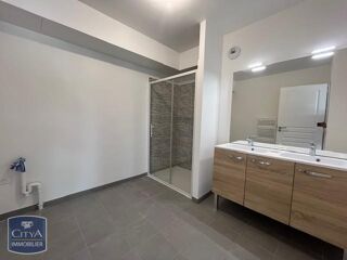  Appartement à louer 2 pièces 54 m²