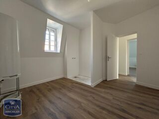  Appartement à louer 3 pièces 91 m²