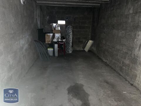  Parking / Garage  louer 