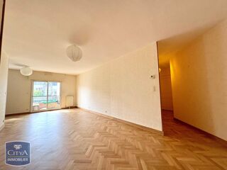  Appartement à louer 3 pièces 73 m²
