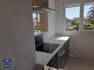  Appartement à louer 3 pièces 65 m²