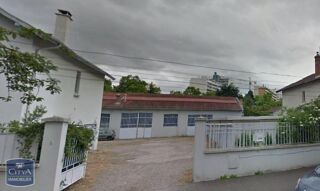  Parking / Garage à louer 